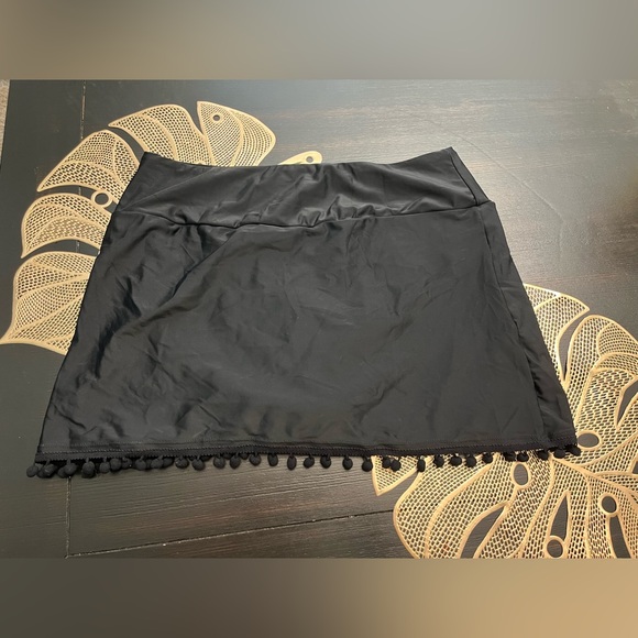 GRAPENT Women's High Waisted Bikini Bottoms Ruched Swimsuit Tulip Hem Swim Skirt - Picture 5 of 6